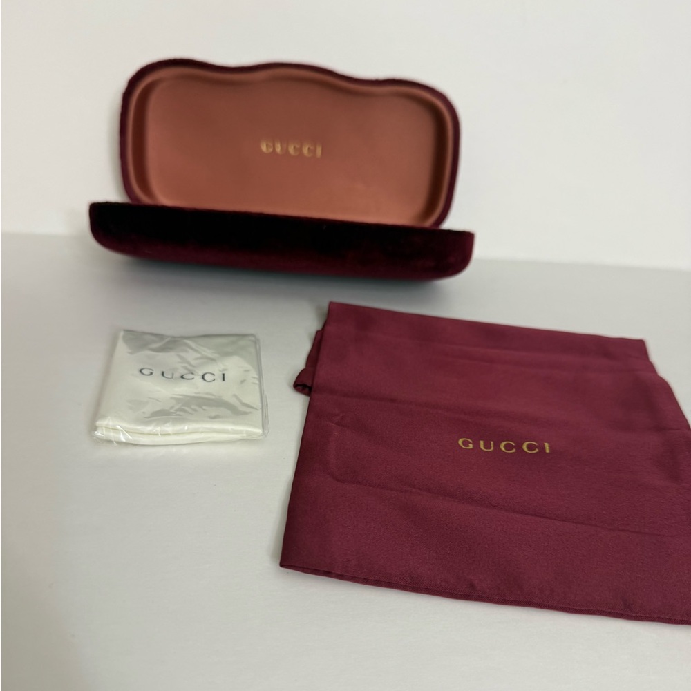 Authentic Gucci Velvet Sunglasses Eyeglasses Case Clamshell Hard Case
